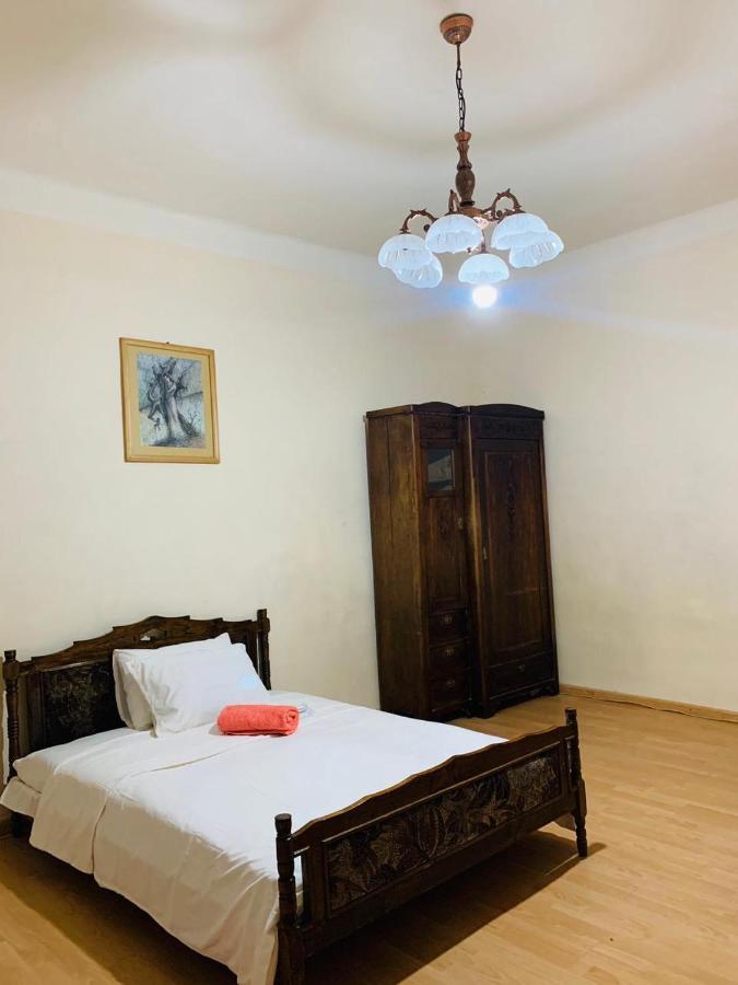 Infinity Hostel & Tour Yerevan Luaran gambar